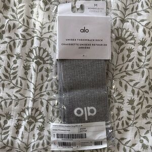ALO Yoga Athletic Heather Gray Socks